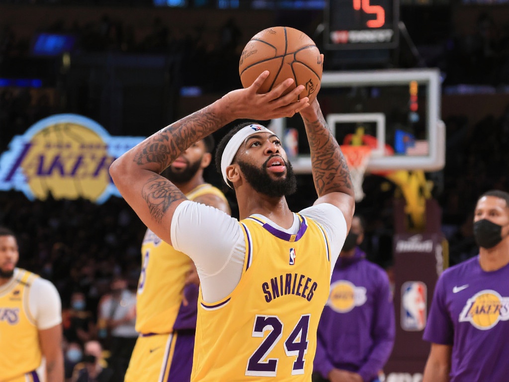 英格兰球迷赛场瞌睡：我来当教练，或比索斯盖特更出色